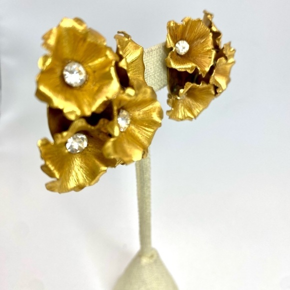 VINTAGE Henkel & Grossé (unsigned) Mid Century Floral Necklace & Clip Earrings - Picture 9 of 16